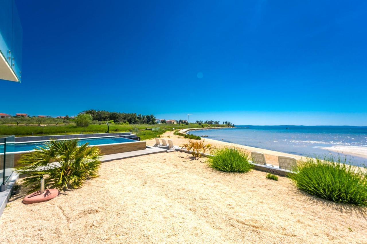 Jamc Dream Familientraum Direkt Am Meer Mit Beheiztem Pool Privlaka  Exterior photo