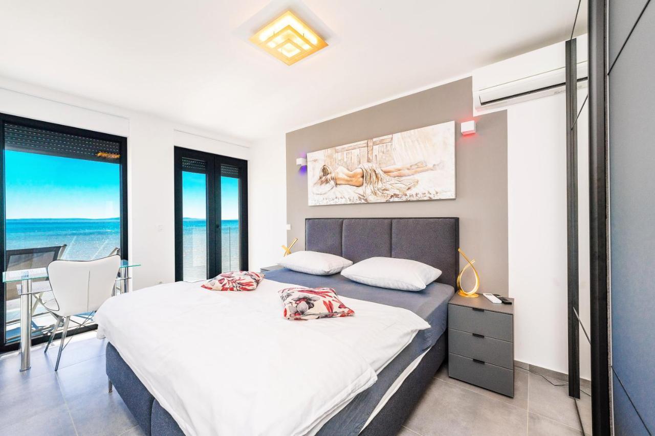 Jamc Dream Familientraum Direkt Am Meer Mit Beheiztem Pool Privlaka  Exterior photo