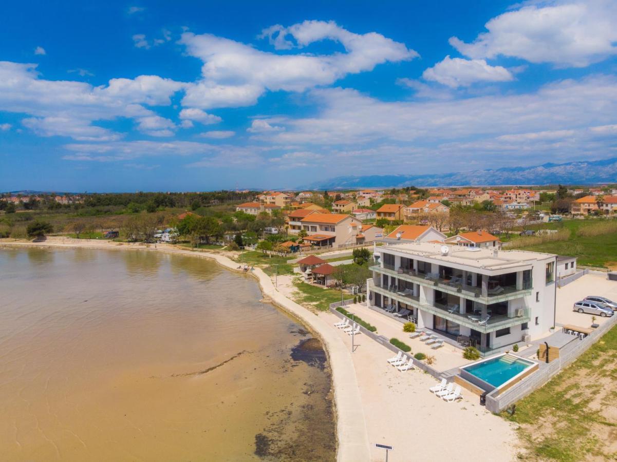 Jamc Dream Familientraum Direkt Am Meer Mit Beheiztem Pool Privlaka  Exterior photo